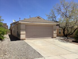 7415 Winslow Pl NW in Albuquerque, NM - Building Photo
