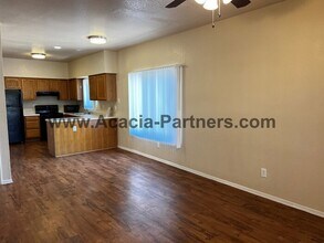 4234 E Monte Vista Dr in Tucson, AZ - Building Photo - Building Photo
