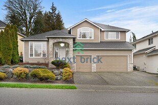 18105 15th Ave W in Lynnwood, WA - Building Photo