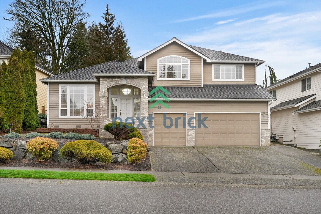 18105 15th Ave W in Lynnwood, WA - Building Photo