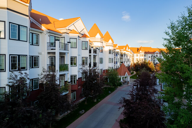 Red Haus Condos in Calgary, AB - Building Photo - Building Photo