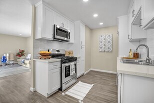 Las Casitas Apartments