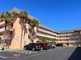 10 Sunflower St in Cocoa Beach, FL - Building Photo