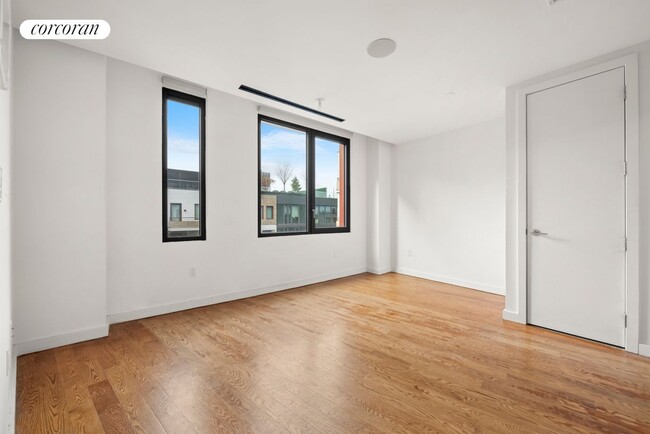 54 Noll St in Brooklyn, NY - Building Photo - Building Photo