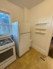 870 Dennison Ave in Columbus, OH - Building Photo - Building Photo