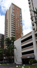 Hale Kulanui in Honolulu, HI - Foto de edificio - Building Photo