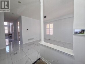 127 Rizal Ave in Markham, ON - Building Photo - Building Photo