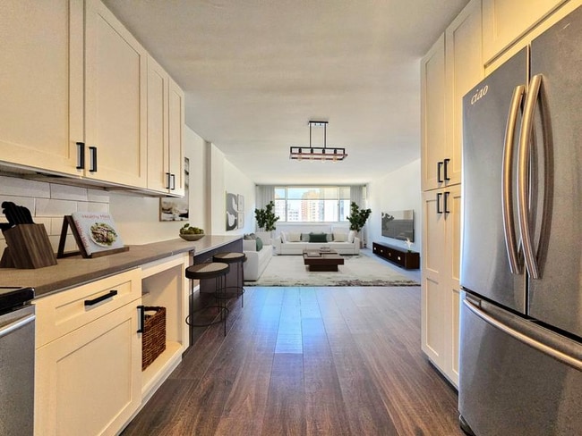 1356 N Dearborn St, Unit 1344-17, Unit 1344-17