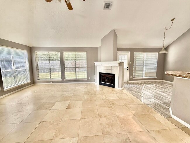 8815 Champion Springs Cir in Spring, TX - Building Photo - Building Photo