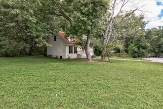 8292 Blackfoot Trail in Jonesboro, GA - Building Photo - Building Photo