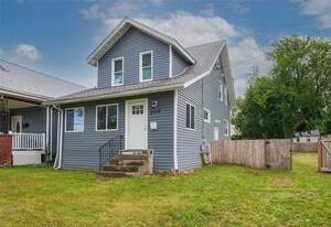 2619 Prospect Ave in Erie, PA - Building Photo