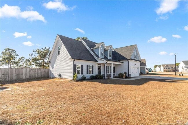 455 Weston Woods St in Raeford, NC - Building Photo - Building Photo