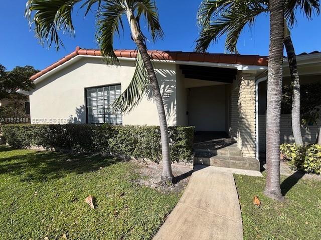 3400 S Le Jeune Rd in Miami, FL - Building Photo