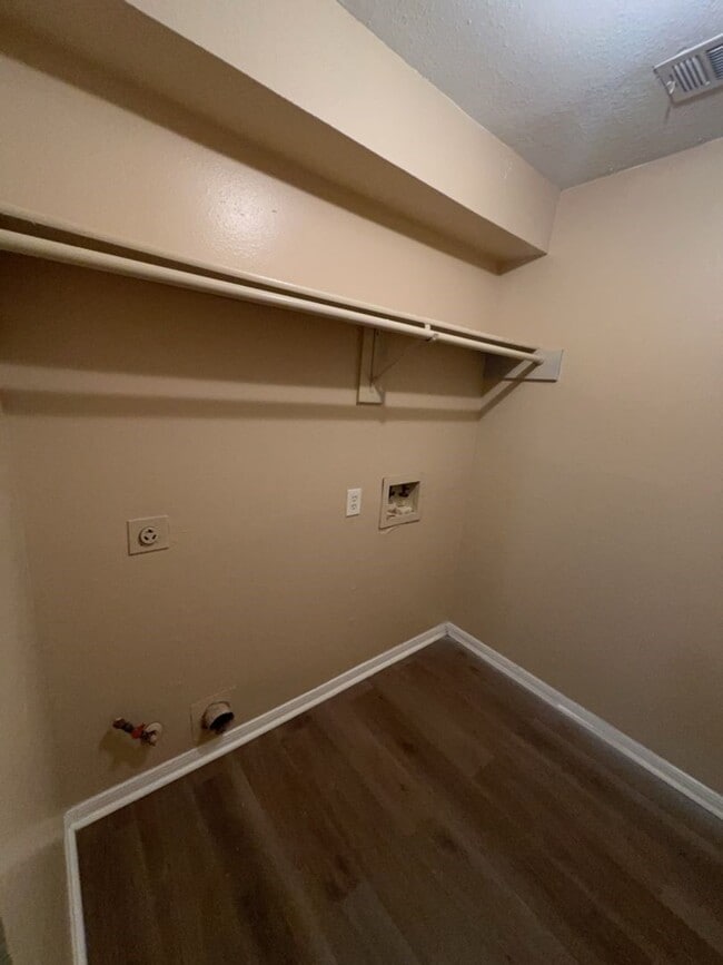 property at 16410 Amy Ridge Rd