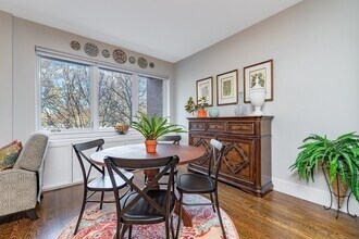 11 Saint George St, Unit 203 in Boston, MA - Building Photo - Building Photo