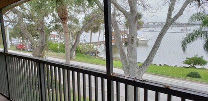 55 Riverside Dr-Unit -205 in Cocoa, FL - Building Photo - Building Photo