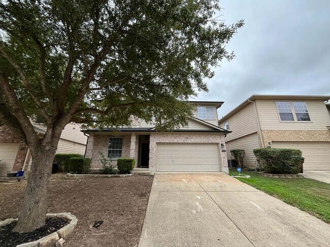 15434 Grosbeak Pass in San Antonio, TX - Building Photo - Building Photo