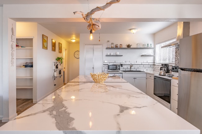 property at 73-1295-1295 Kaiminani Dr