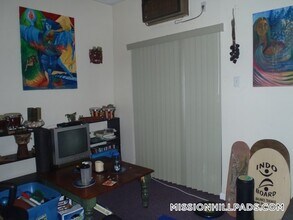 16 Wait St, Unit 3R in Roxbury Crossing, MA - Building Photo - Building Photo