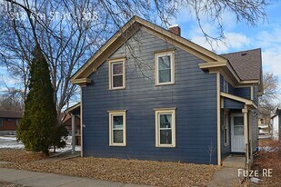 318 4th St W in Hastings, MN - Building Photo
