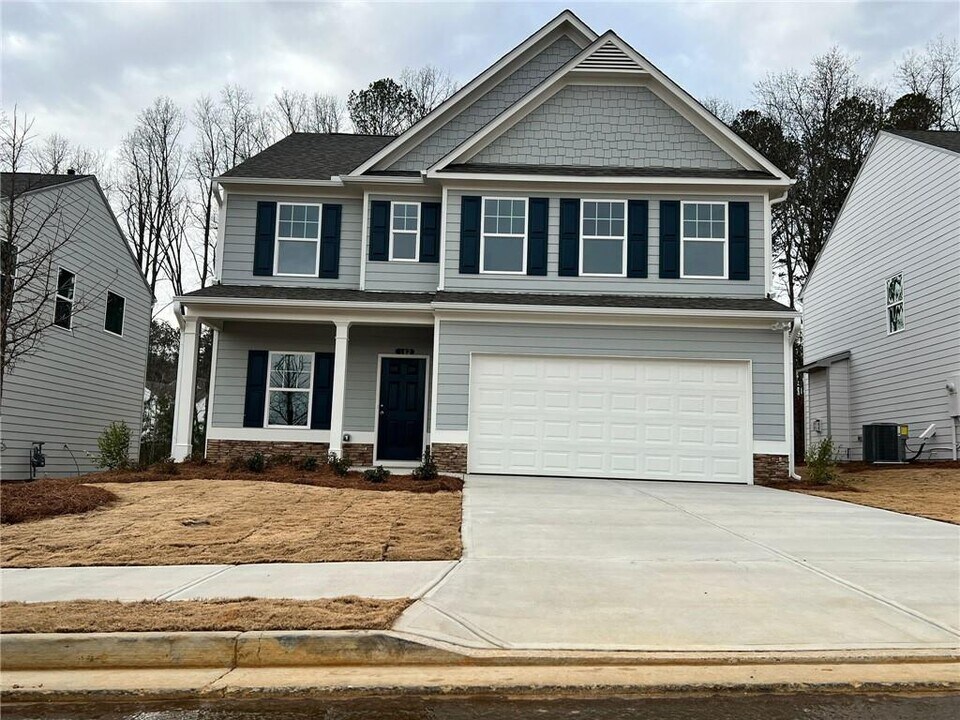 182 Bloomfield Cir in Holly Springs, GA - Building Photo