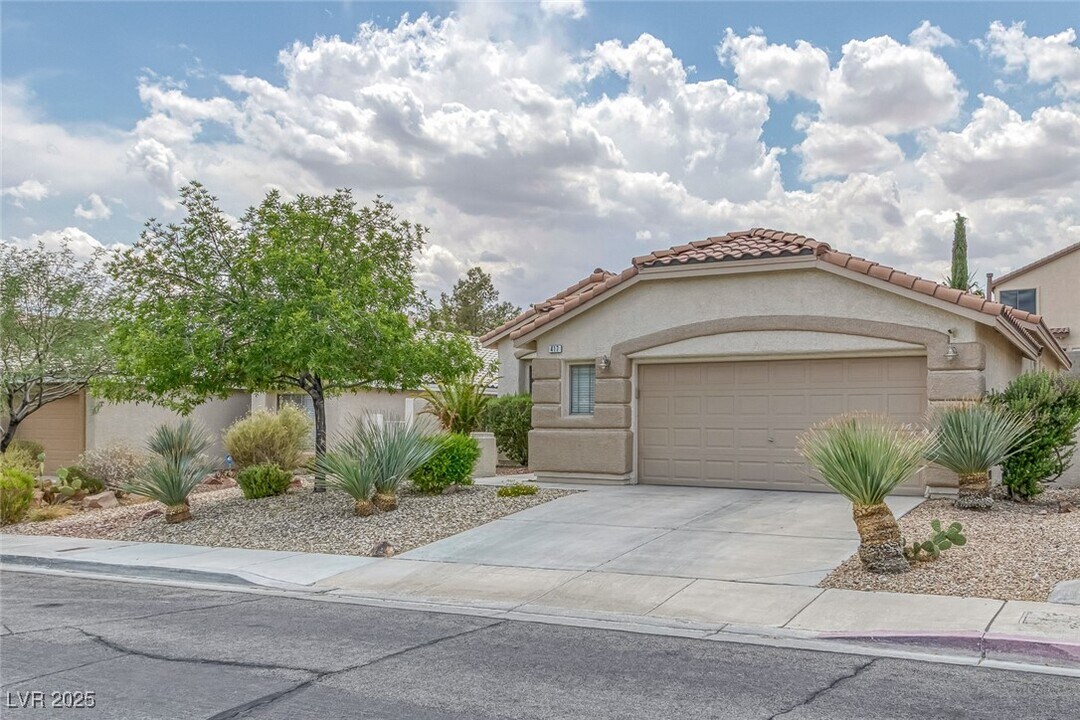 417 Carlton Kay Pl in Las Vegas, NV - Foto de edificio