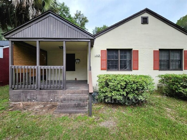 property at 113 Hibiscus Ave