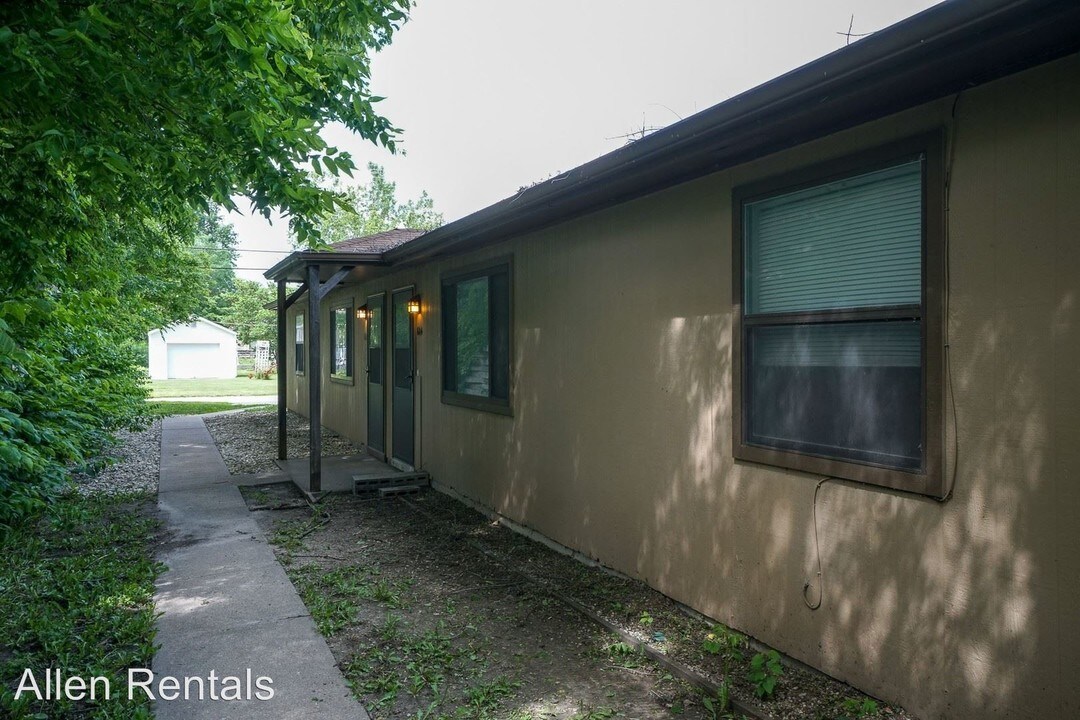 604 Yuma St in Manhattan, KS - Building Photo