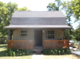 255 N Triple X Rd in Choctaw, OK - Building Photo