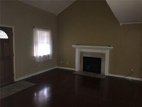 237 Bay Vw Dr in Daphne, AL - Building Photo - Building Photo