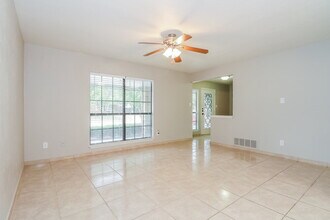 7529 Ashwood Cir in Fort Worth, TX - Building Photo - Building Photo
