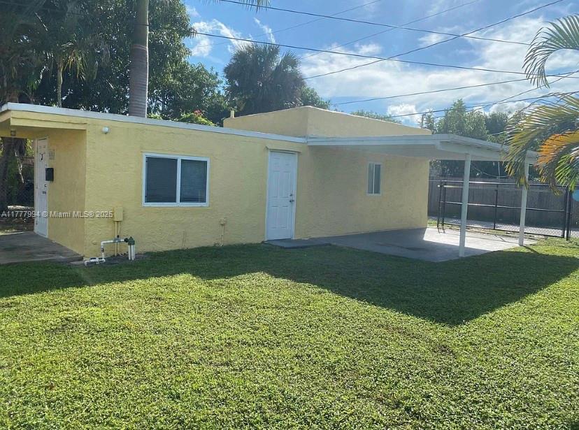 618 30th St, Unit 3 in West Palm Beach, FL - Building Photo