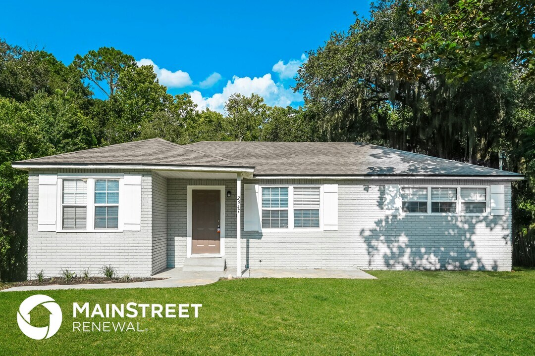 2647 Barrett Rd in Jacksonville, FL - Building Photo