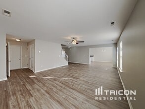 851 Red Oak Tree Dr in Fuquay Varina, NC - Building Photo - Building Photo