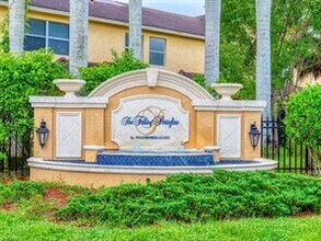 7082 Venice Way-Unit -1901 in Naples, FL - Building Photo - Building Photo