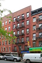 241 Mulberry St in New York, NY - Building Photo