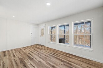 13497 Walnut Valley Rd in Rogers, AR - Foto de edificio - Building Photo