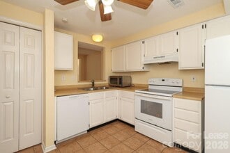 167 Water Oak Dr in Pineville, NC - Building Photo - Building Photo