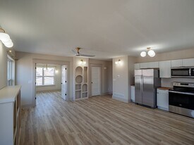 922 9th St SE in Cedar Rapids, IA - Building Photo