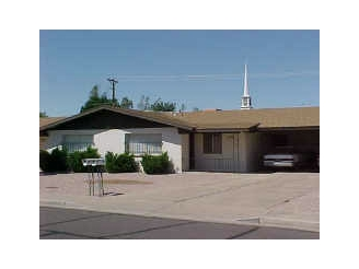 Sunland Village in Mesa, AZ - Foto de edificio