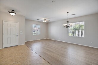 3255 E Castanets Dr in Gilbert, AZ - Building Photo - Building Photo