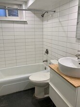 45 Winslow Rd, Unit A in Brookline, MA - Building Photo - Building Photo
