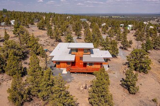 65145 76th St in Bend, OR - Building Photo - Building Photo
