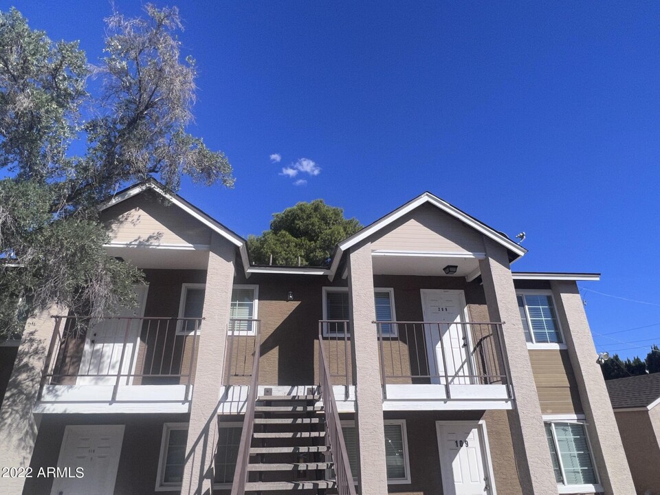 45 N Phyllis in Mesa, AZ - Building Photo