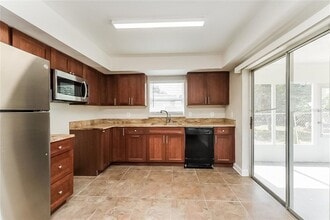 9135 Richwood Ln in Port Richey, FL - Building Photo - Building Photo