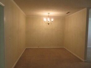1961 Essex Dr in Sumter, SC - Building Photo - Building Photo