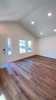 3713 S Roosevelt St in Kennewick, WA - Building Photo