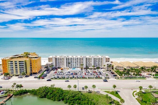 18650 Gulf Blvd in Indian Shores, FL - Building Photo - Building Photo