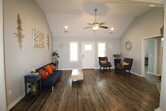 1875 Gallery Dr in Sumter, SC - Building Photo - Building Photo