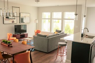 1001 Canary Pepper Dr in Durham, NC - Building Photo - Building Photo